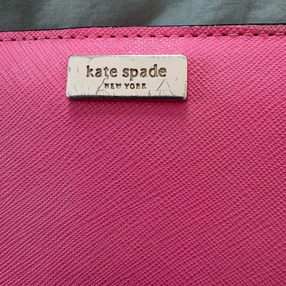 Kate Spade Vibrant Pink Wallet - Picture 4 of 5